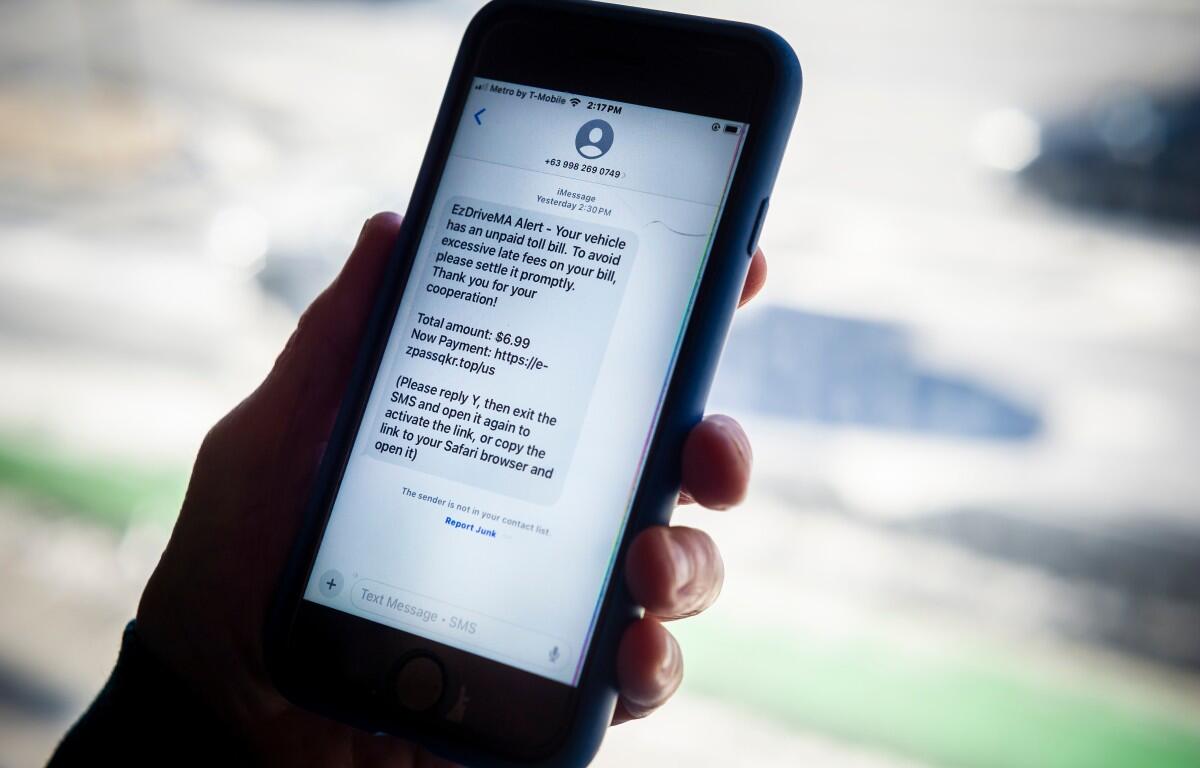 Unpaid toll texts are scam, costing Tennesseans more than $190 million in 2024, AG says